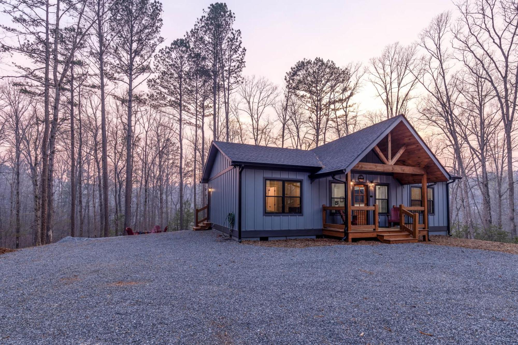 River View Getaway By 2dc