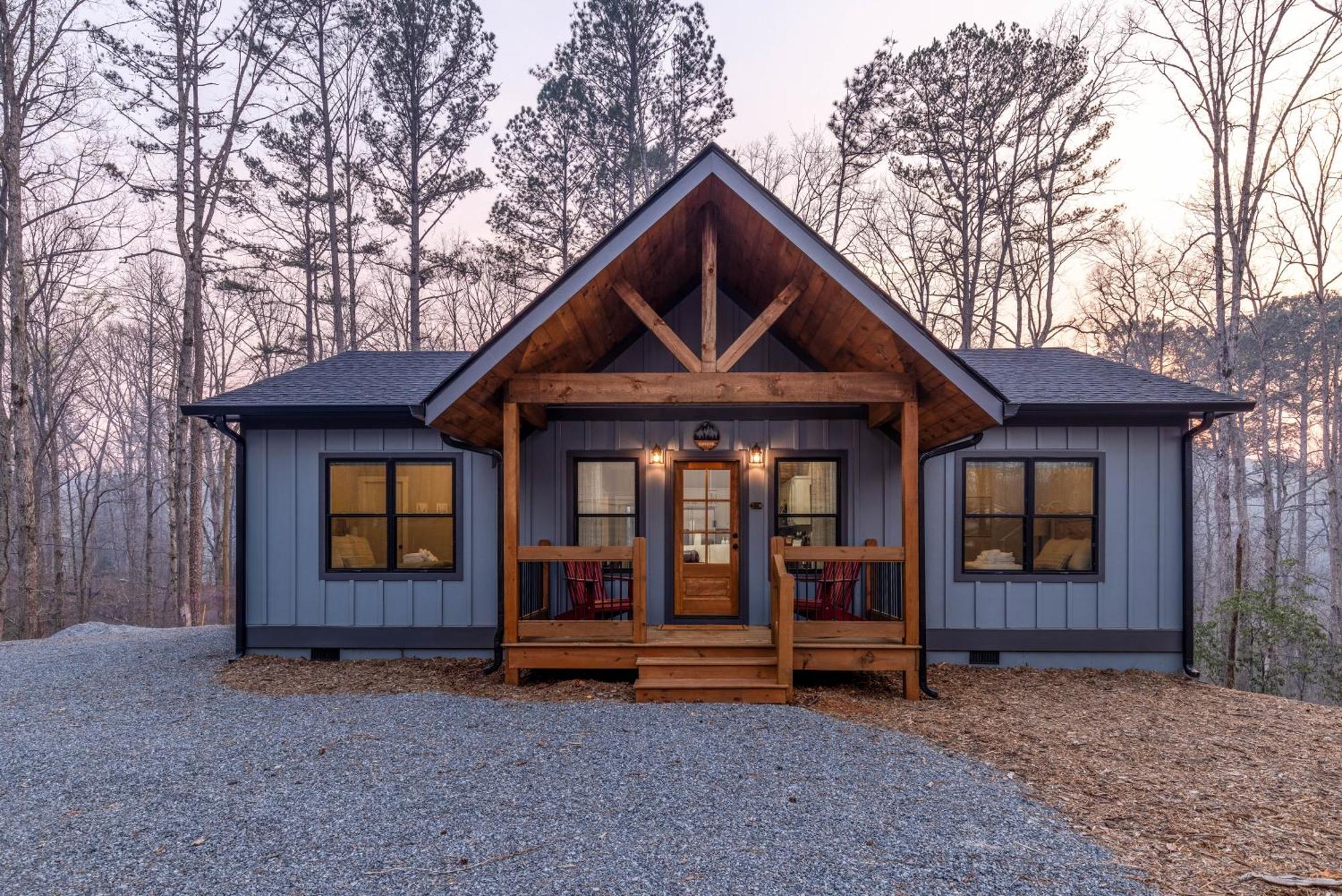 River View Getaway By 2dc